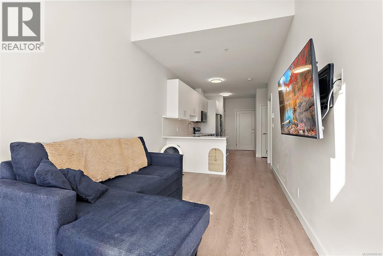 403 707 Treanor Avenue, Langford