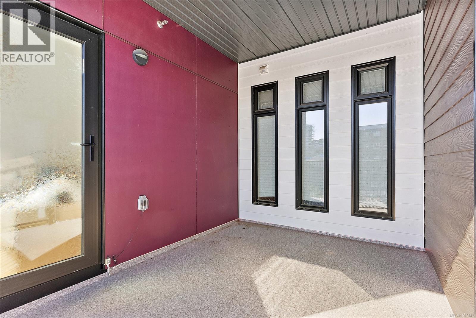 403 707 Treanor Avenue, Langford