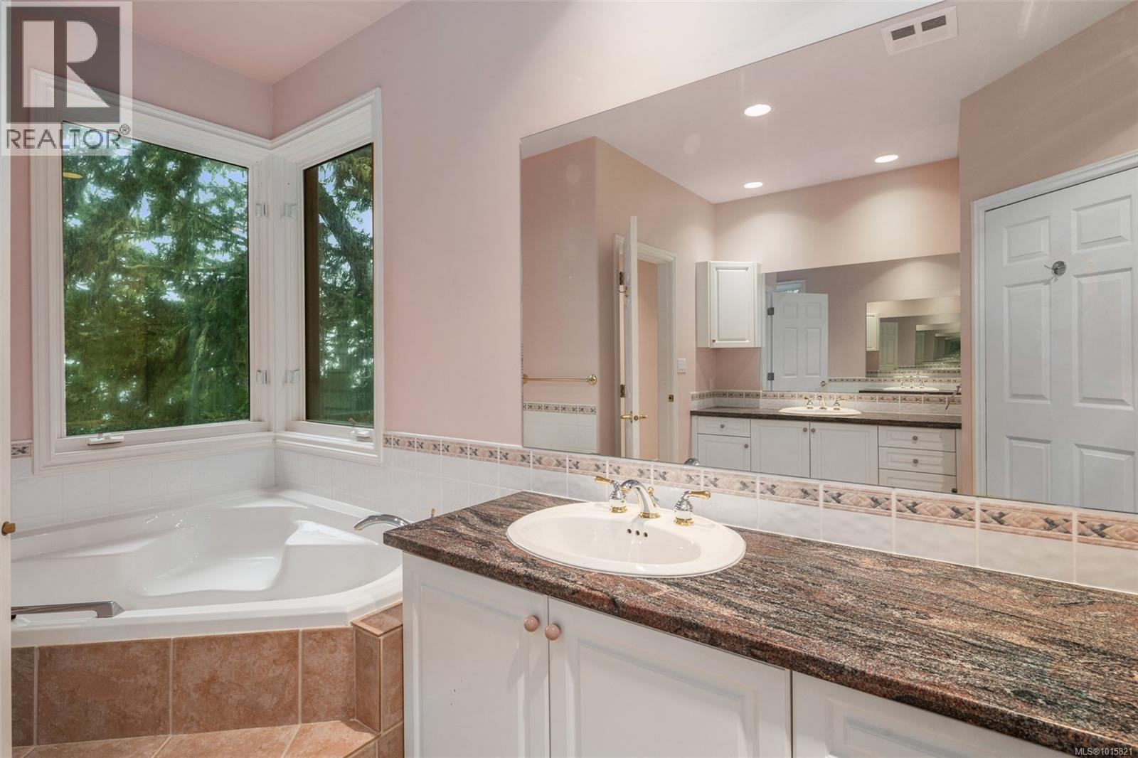  558 Wilderness Place, Sooke
