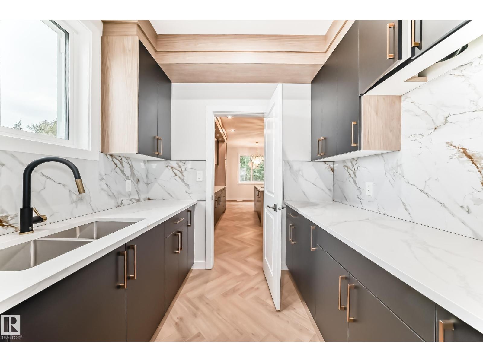 55 MEADOWGROVE LN, Spruce Grove