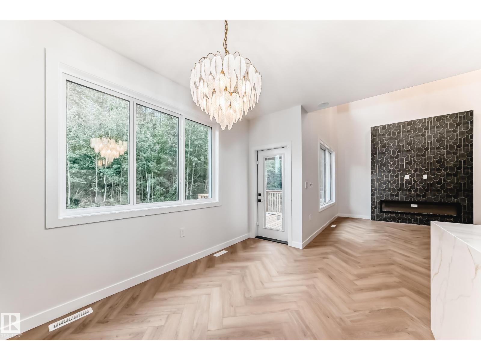 55 MEADOWGROVE LN, Spruce Grove