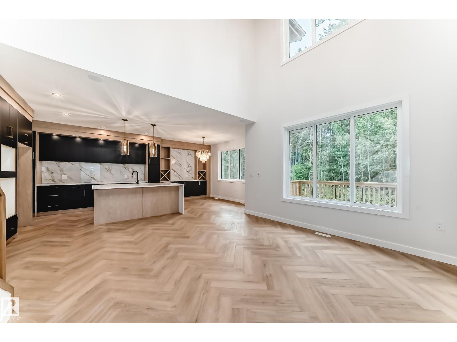 55 MEADOWGROVE LN, Spruce Grove