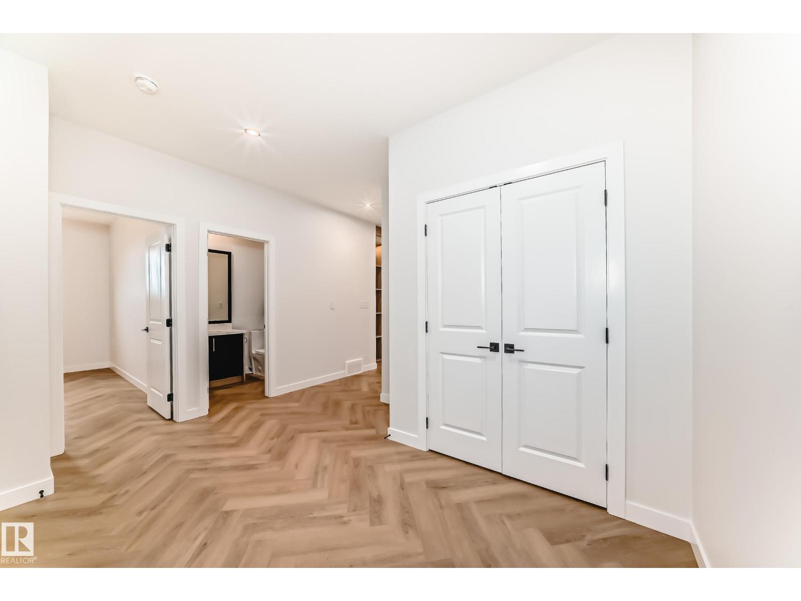 55 MEADOWGROVE LN, Spruce Grove