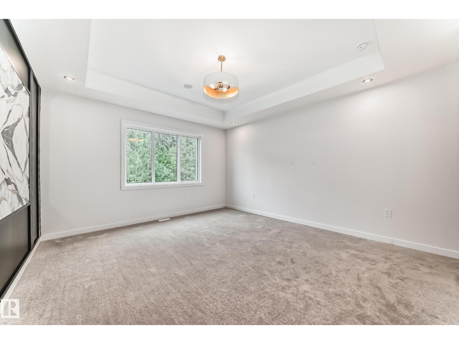 55 MEADOWGROVE LN, Spruce Grove