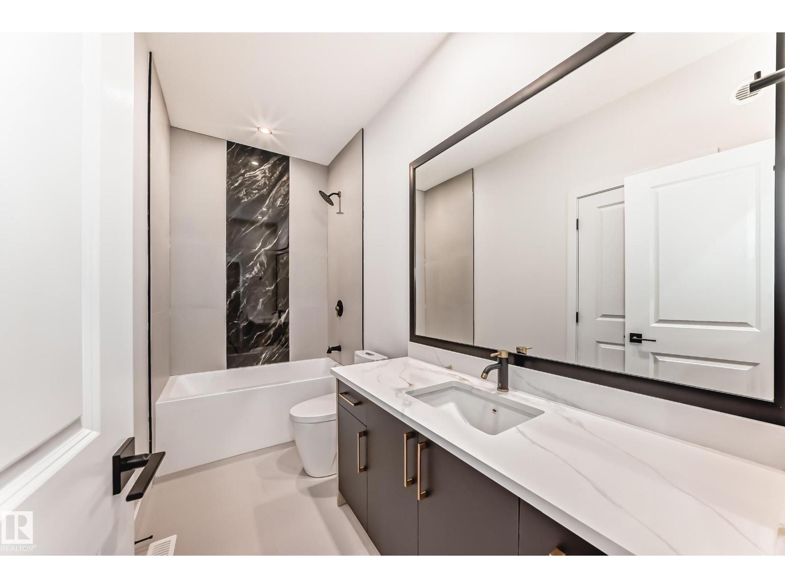 55 MEADOWGROVE LN, Spruce Grove