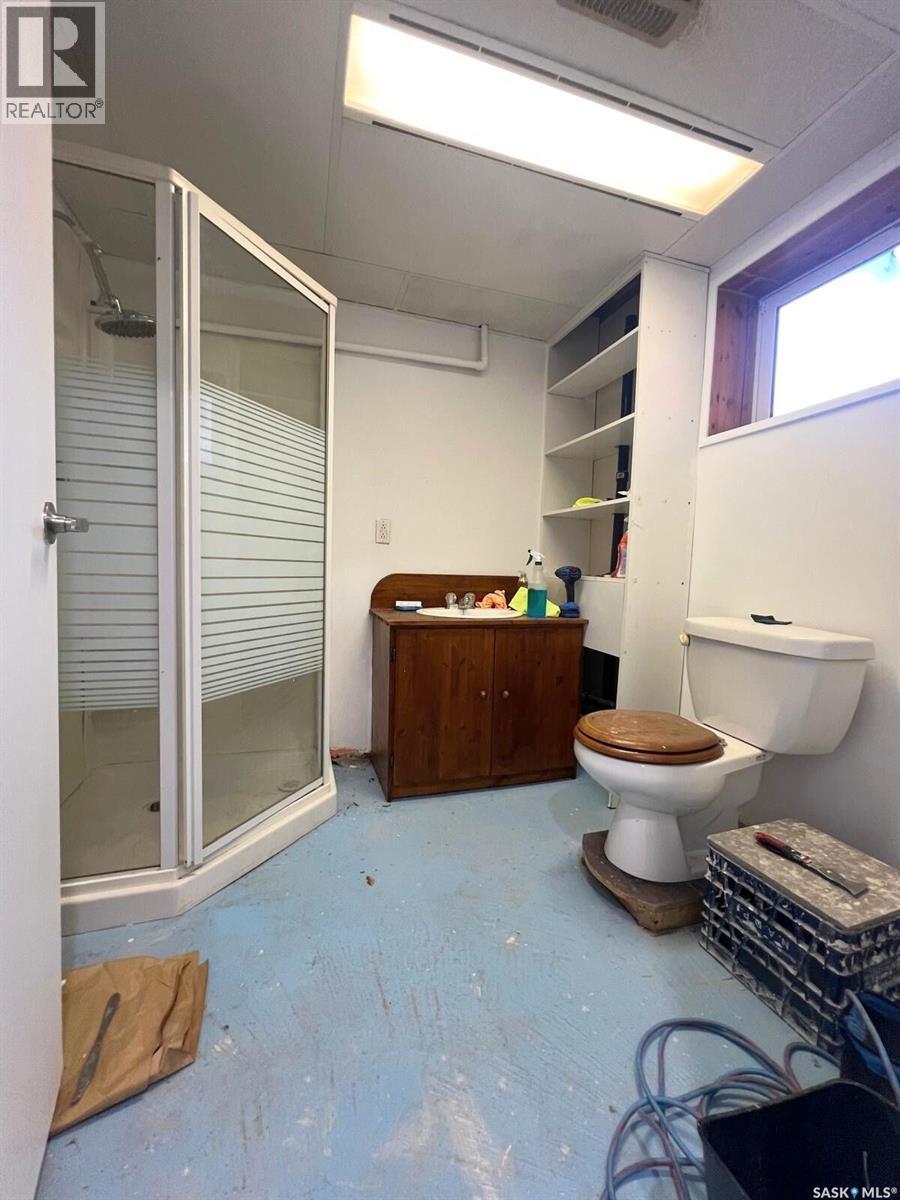 Single Family House Bungalow for Sale in  North Railway STREET E Swift Current 