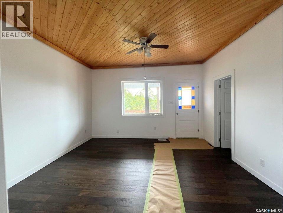 Single Family House Bungalow for Sale in  North Railway STREET E Swift Current 