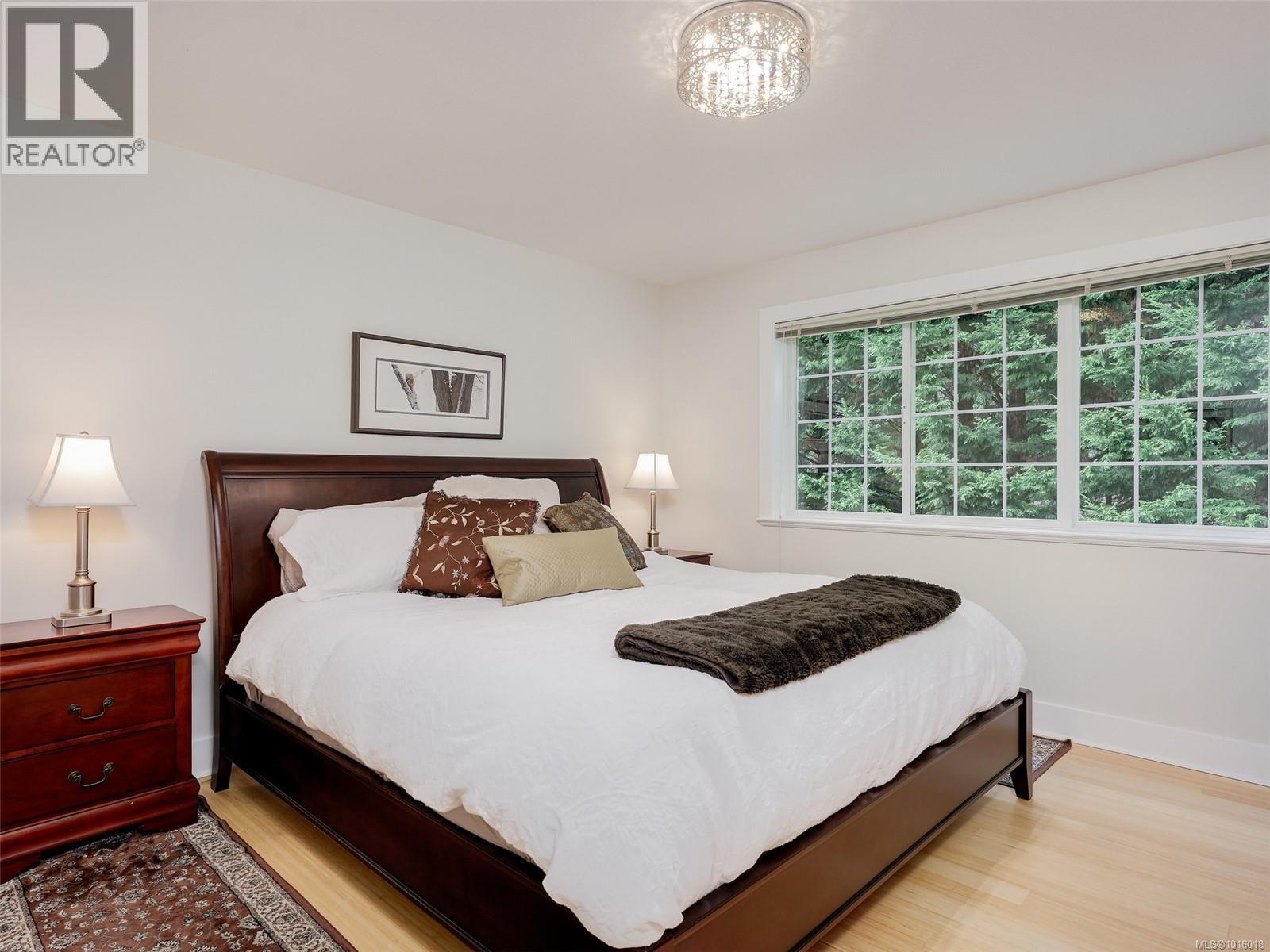  6583 Wallace Drive, Central Saanich