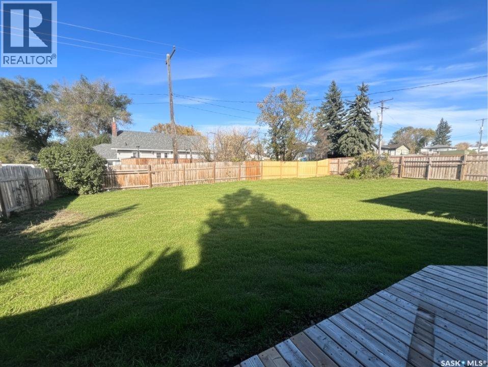 Single Family House Bungalow for Sale in  North Railway STREET E Swift Current 