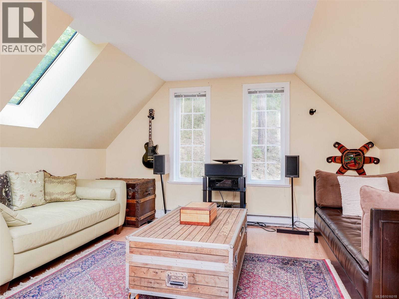  6583 Wallace Drive, Central Saanich
