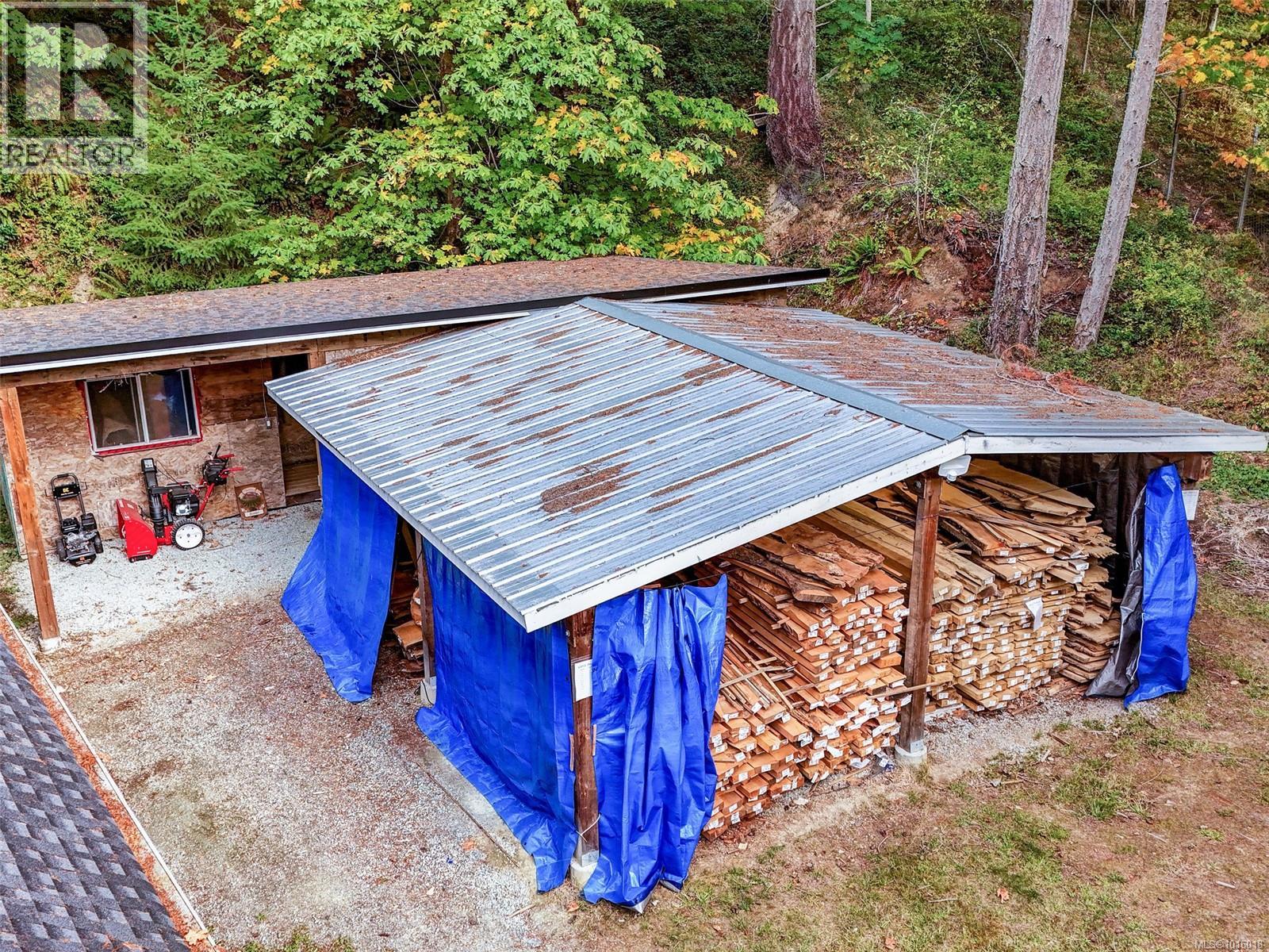  6583 Wallace Drive, Central Saanich