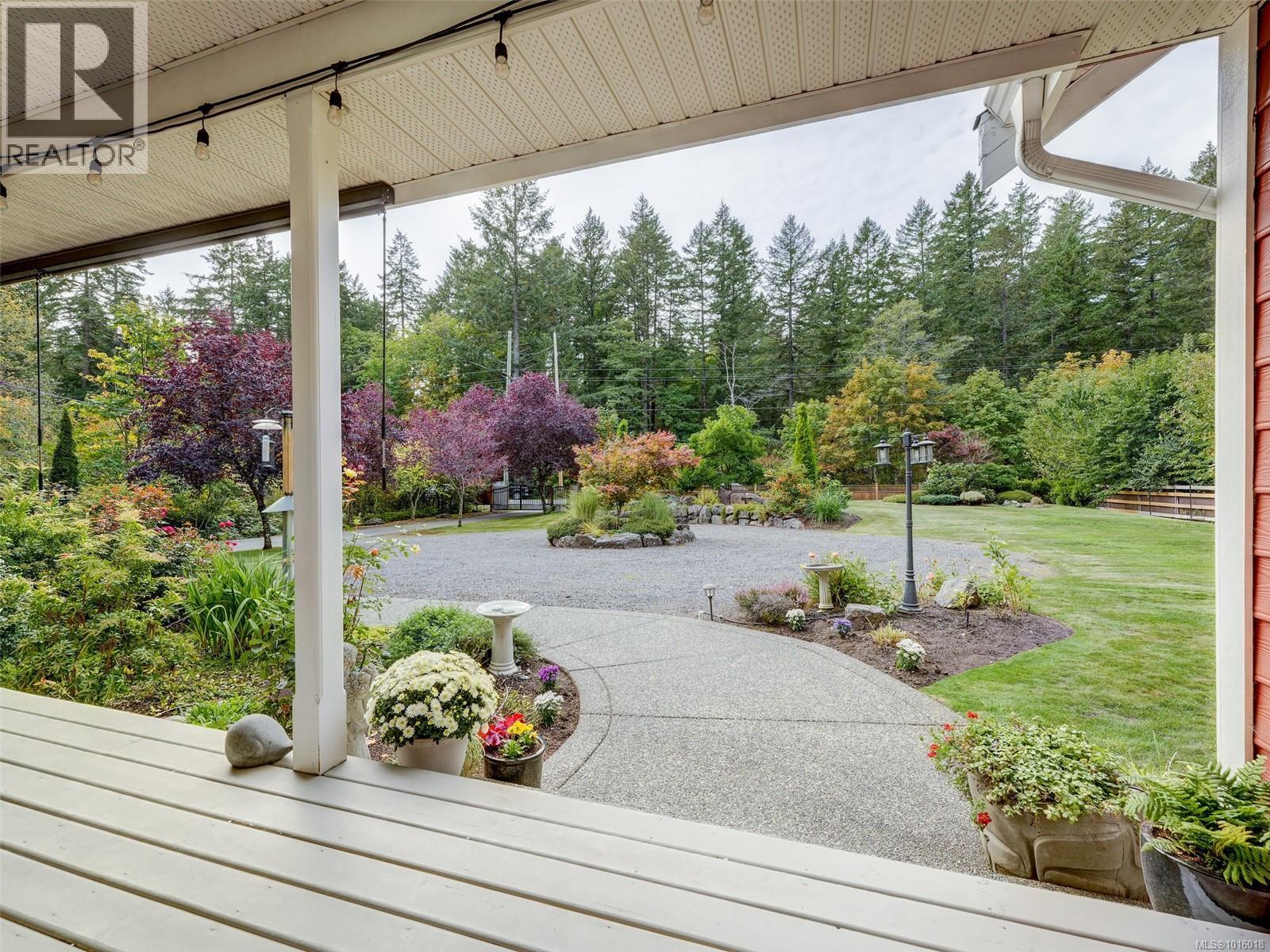  6583 Wallace Drive, Central Saanich