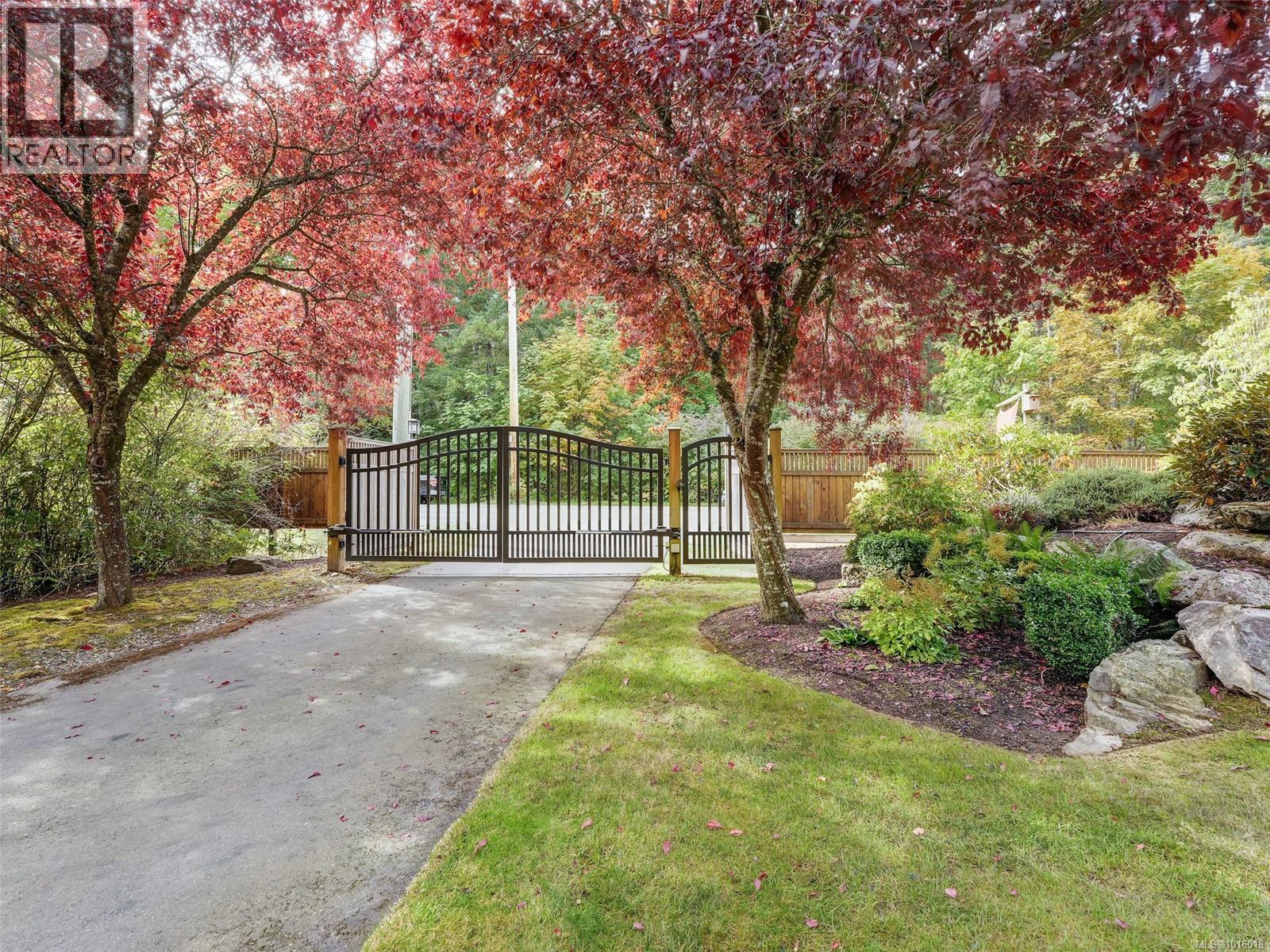  6583 Wallace Drive, Central Saanich