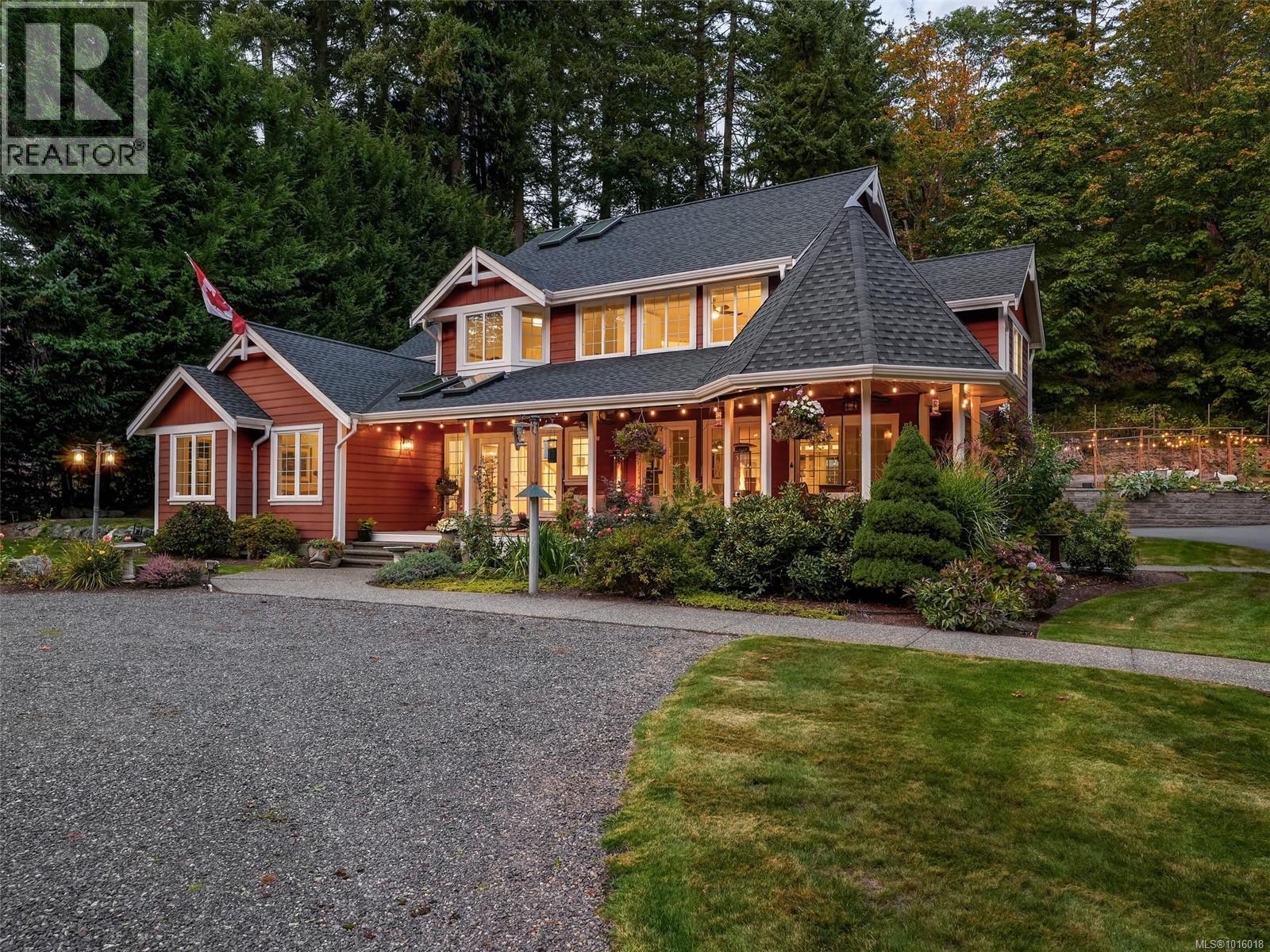  6583 Wallace Drive, Central Saanich
