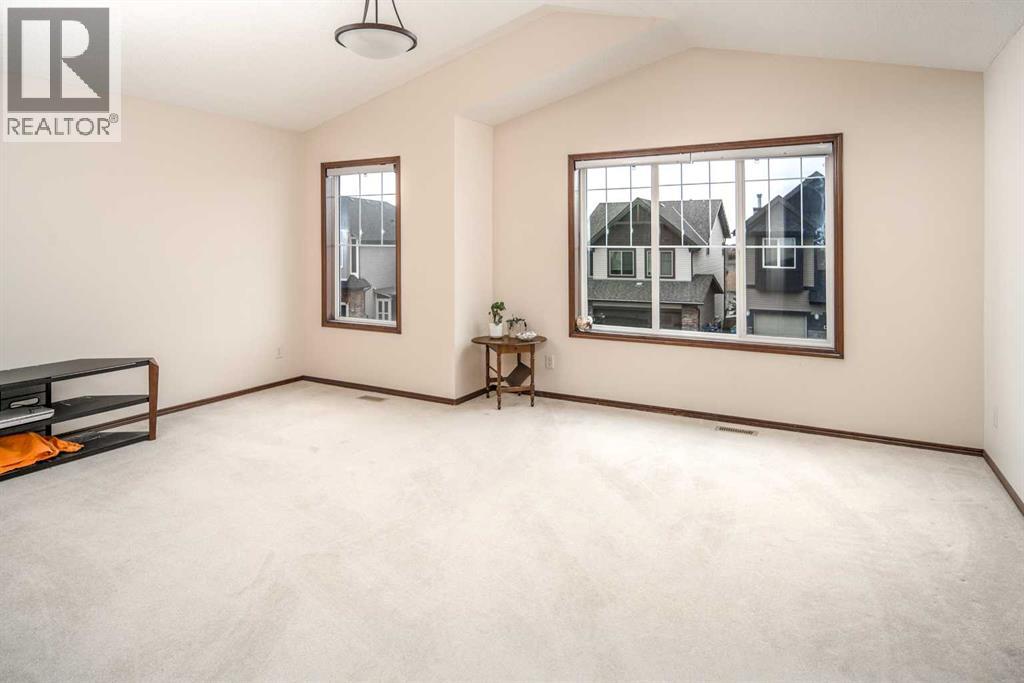 Single Family House for Sale in  St Moritz Place SW Springbank Hill Calgary 