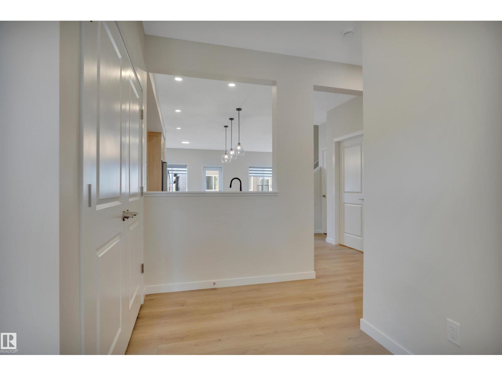 9104 Elves LO NW, Edmonton