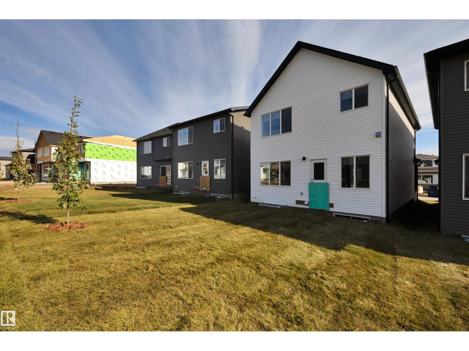 9104 Elves LO NW, Edmonton