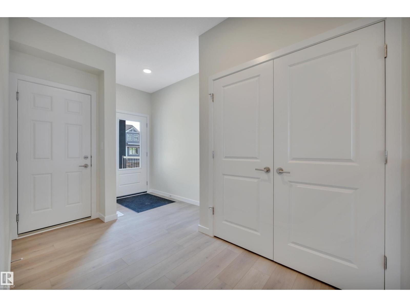 9104 Elves LO NW, Edmonton