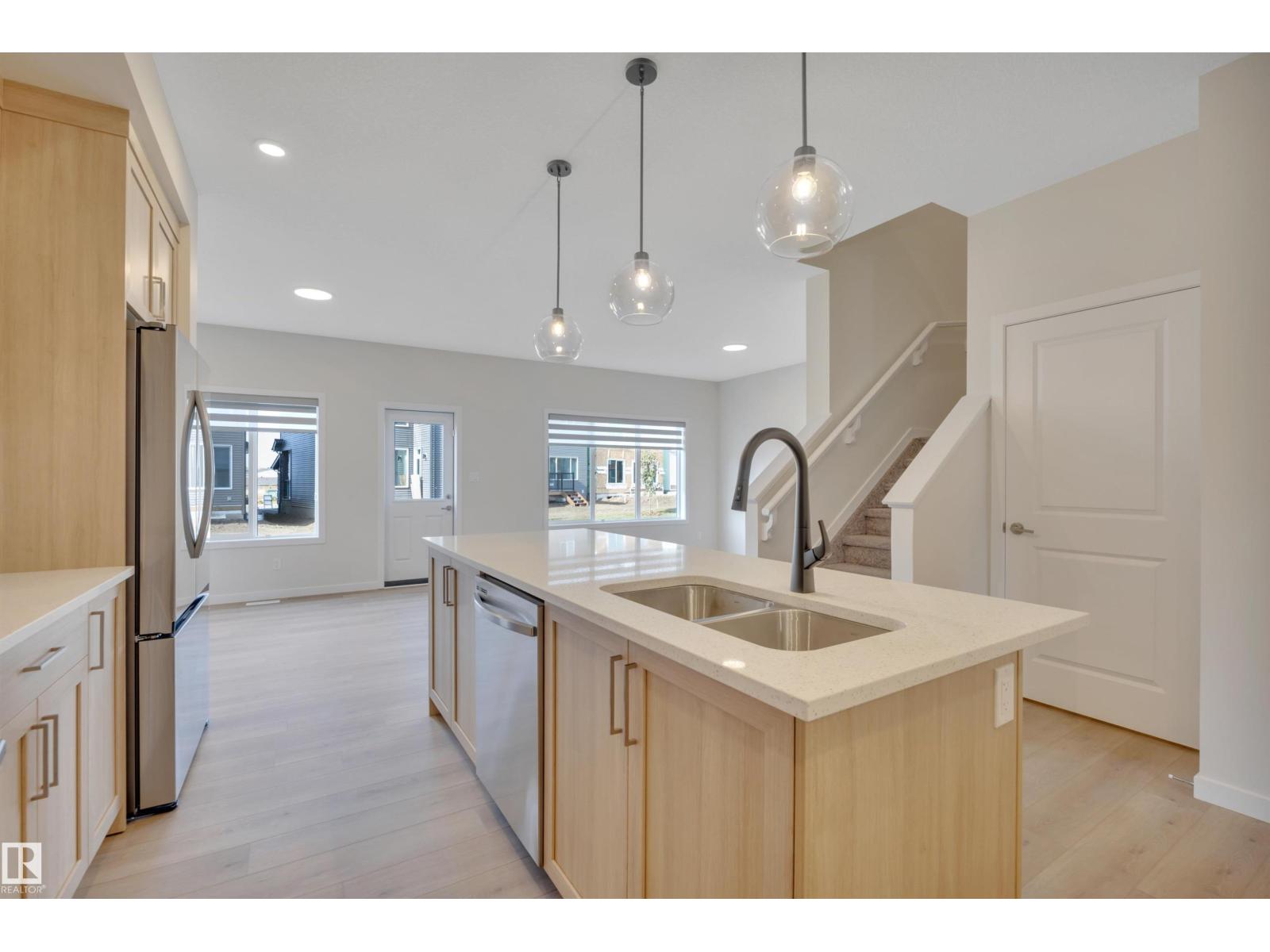 9104 Elves LO NW, Edmonton