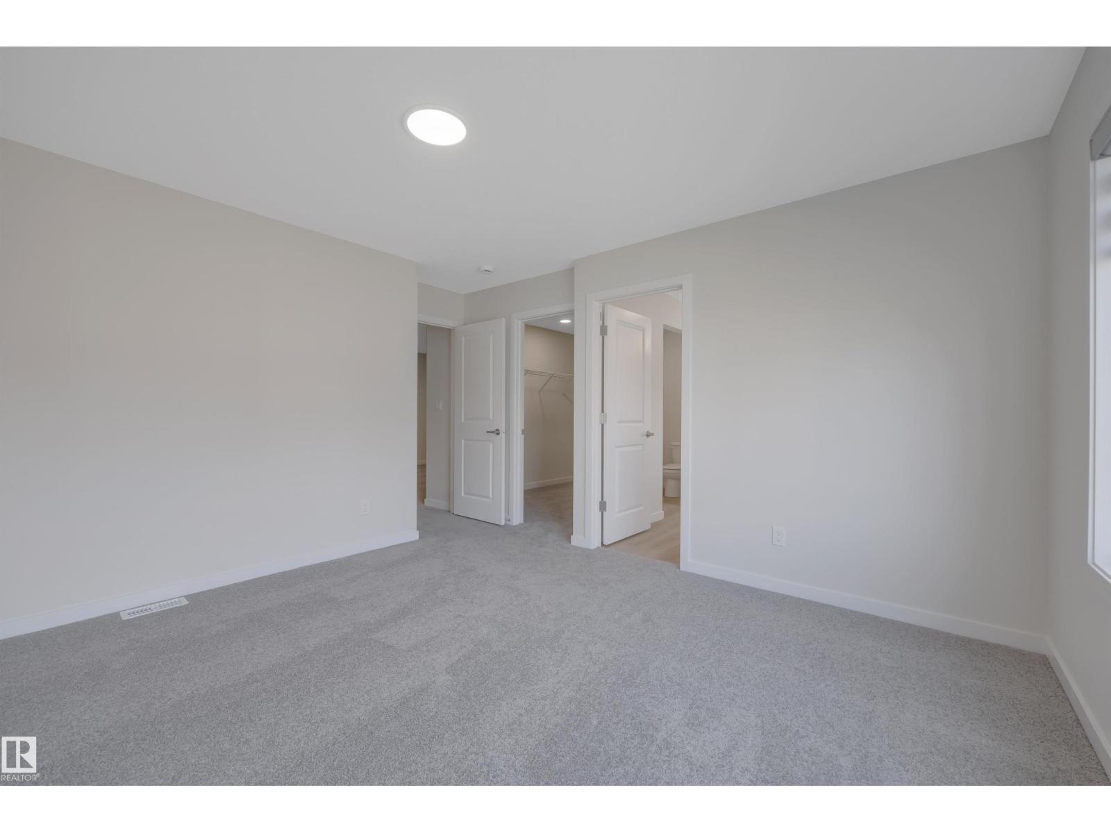 9104 Elves LO NW, Edmonton