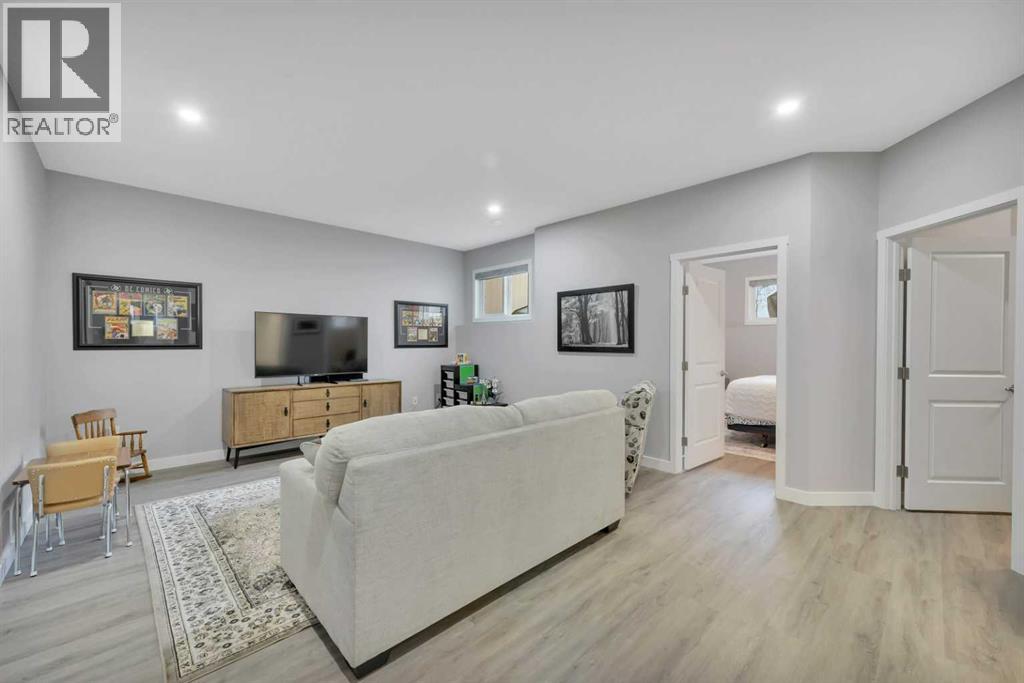 32 Cameron Close, Sylvan Lake