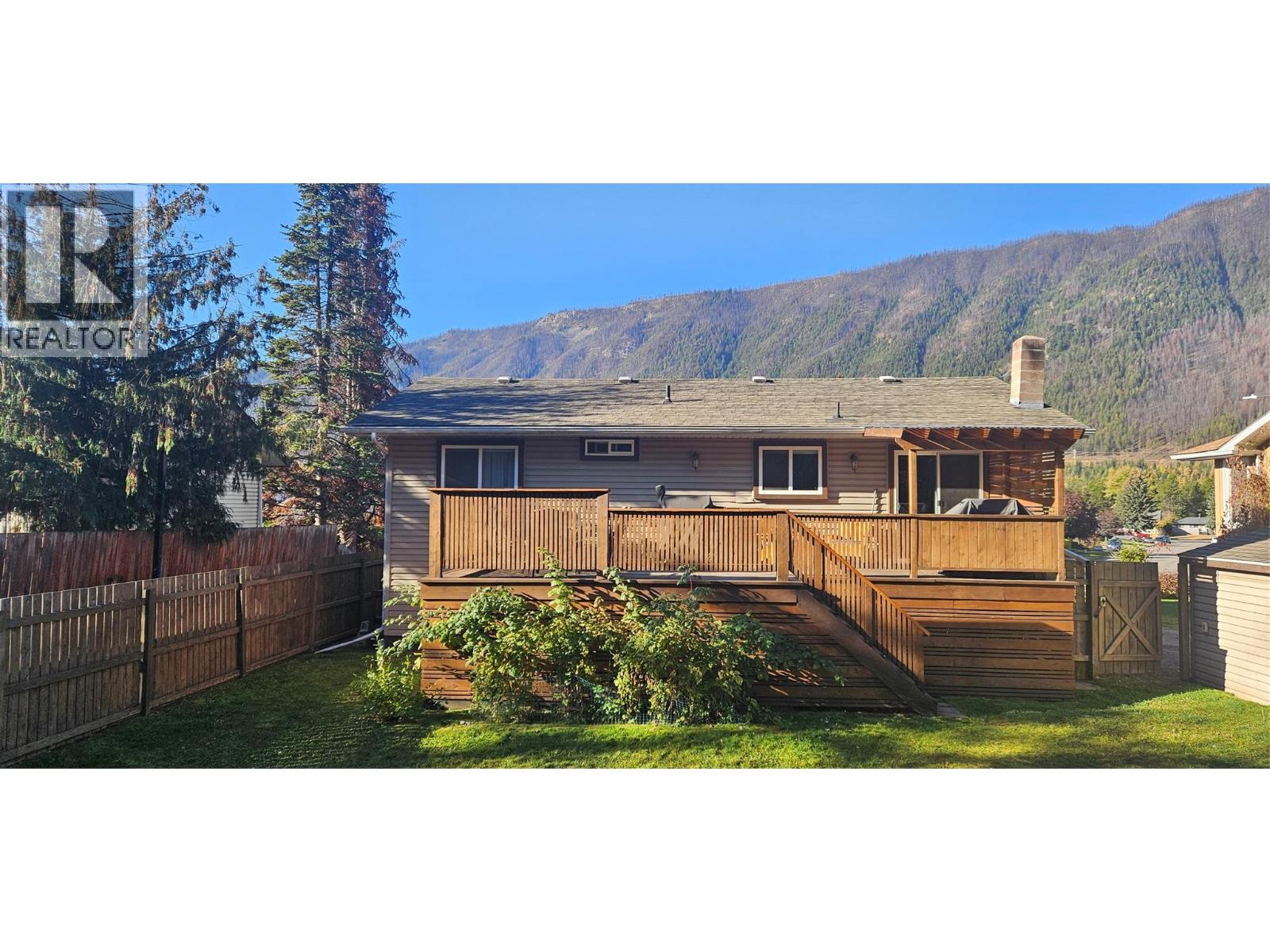 430 White Birch Crescent, Sparwood