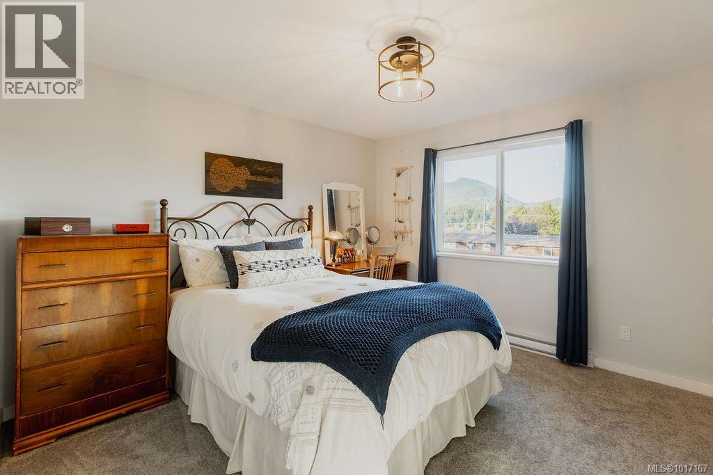  1301 Pine Road, Ucluelet