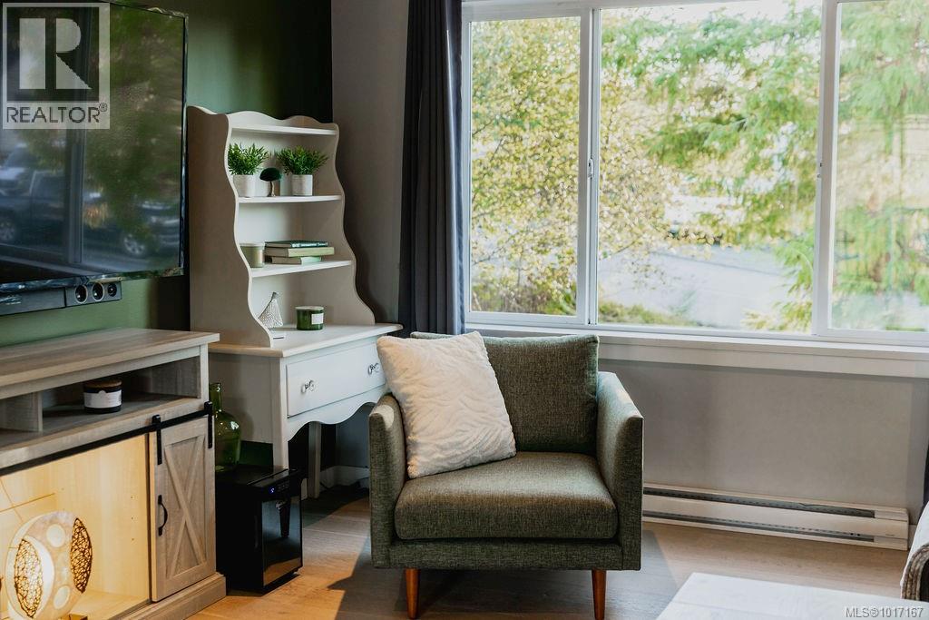  1301 Pine Road, Ucluelet