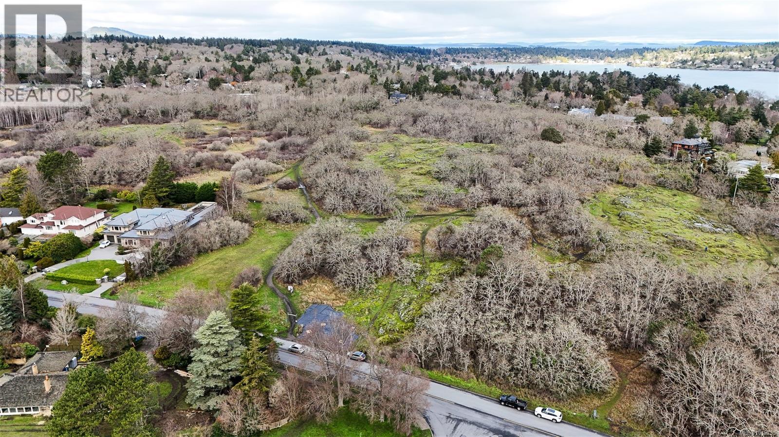  1280 Hampshire Road, Oak Bay