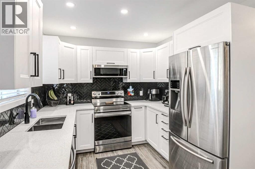 Single Family House for Sale in  Hidden Hills Road NW Hidden Valley Calgary 