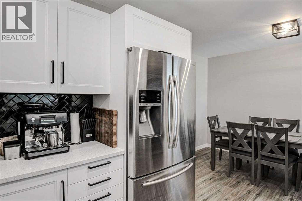 Single Family House for Sale in  Hidden Hills Road NW Hidden Valley Calgary 