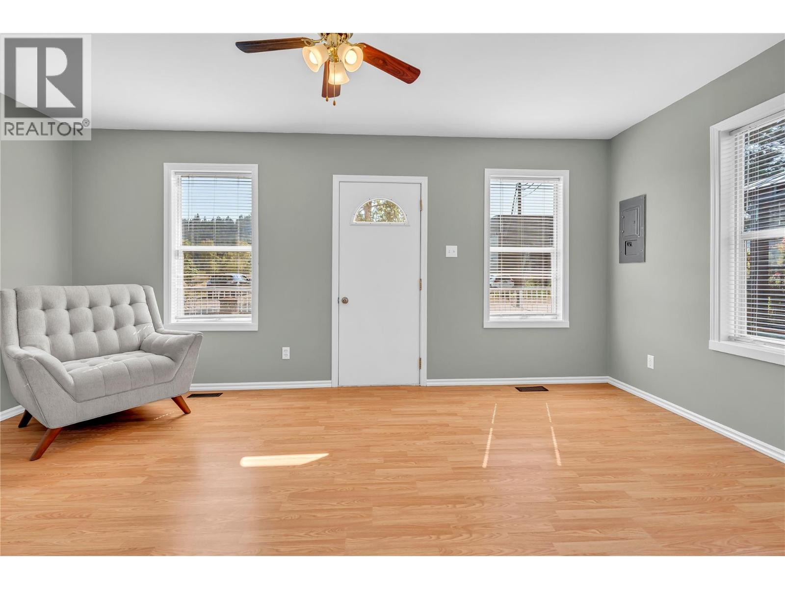 589 SIMILKAMEEN Avenue, Princeton