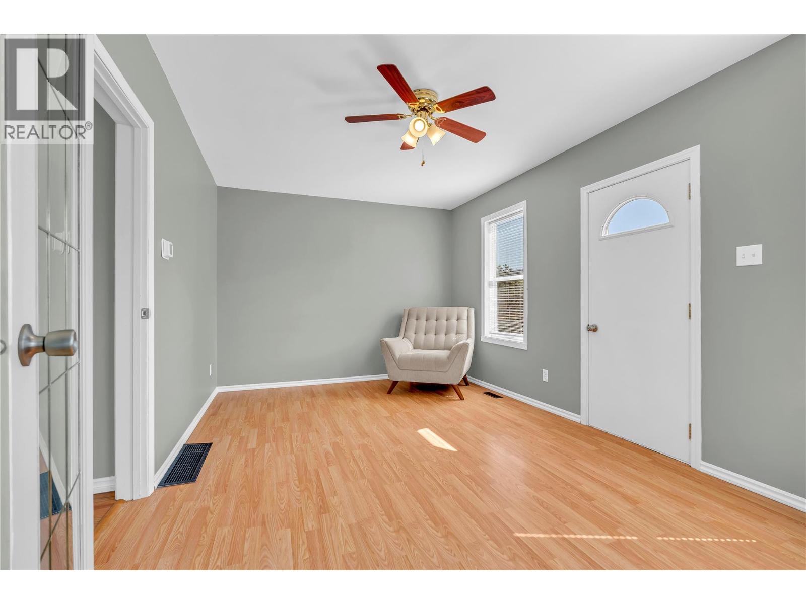 589 SIMILKAMEEN Avenue, Princeton