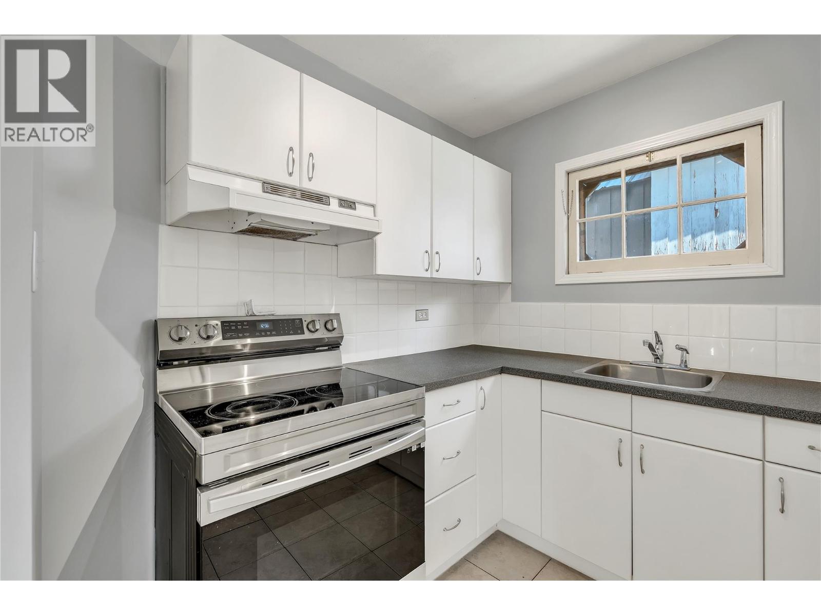 589 SIMILKAMEEN Avenue, Princeton