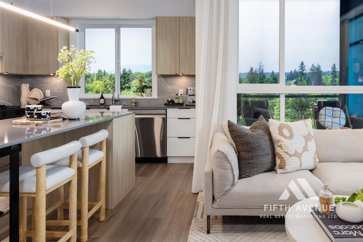 204 30490 CARDINAL AVENUE, ABBOTSFORD