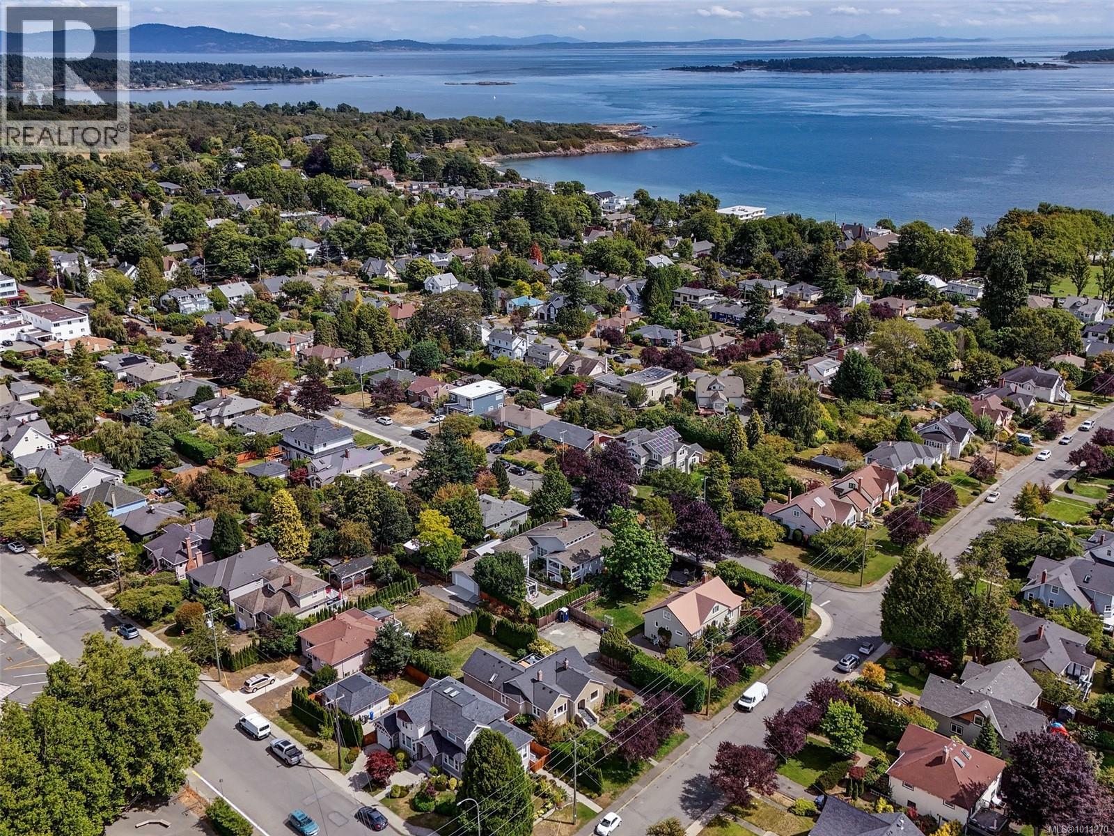  2526 Dalhousie Street, Oak Bay