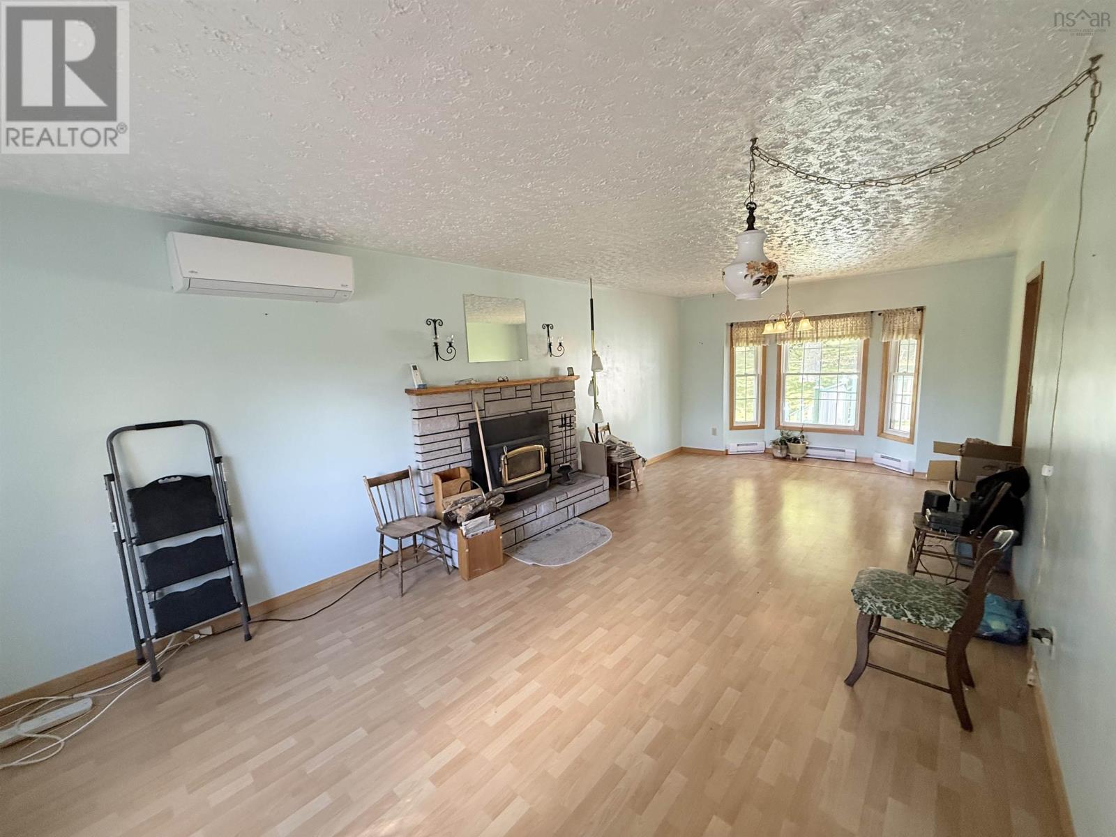 Property 14 of 31 of 1045 336 Highway