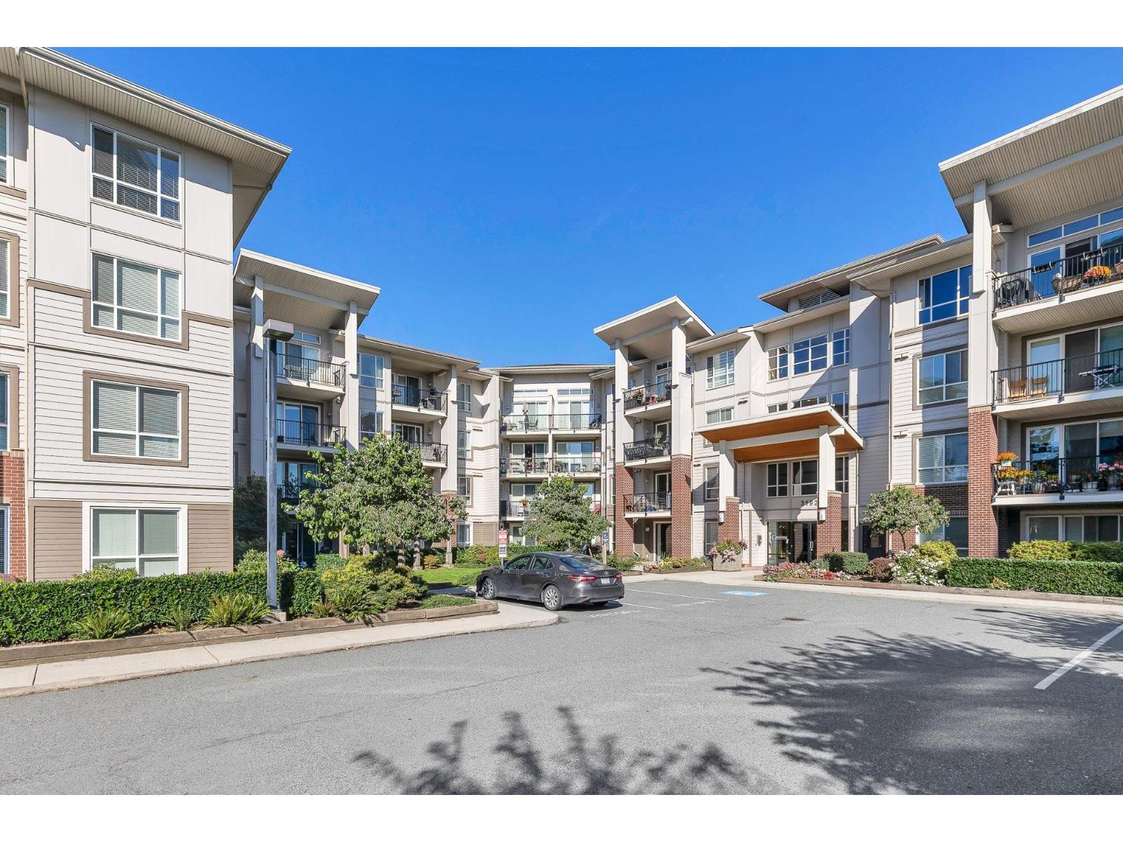 210 3192 GLADWIN ROAD, ABBOTSFORD