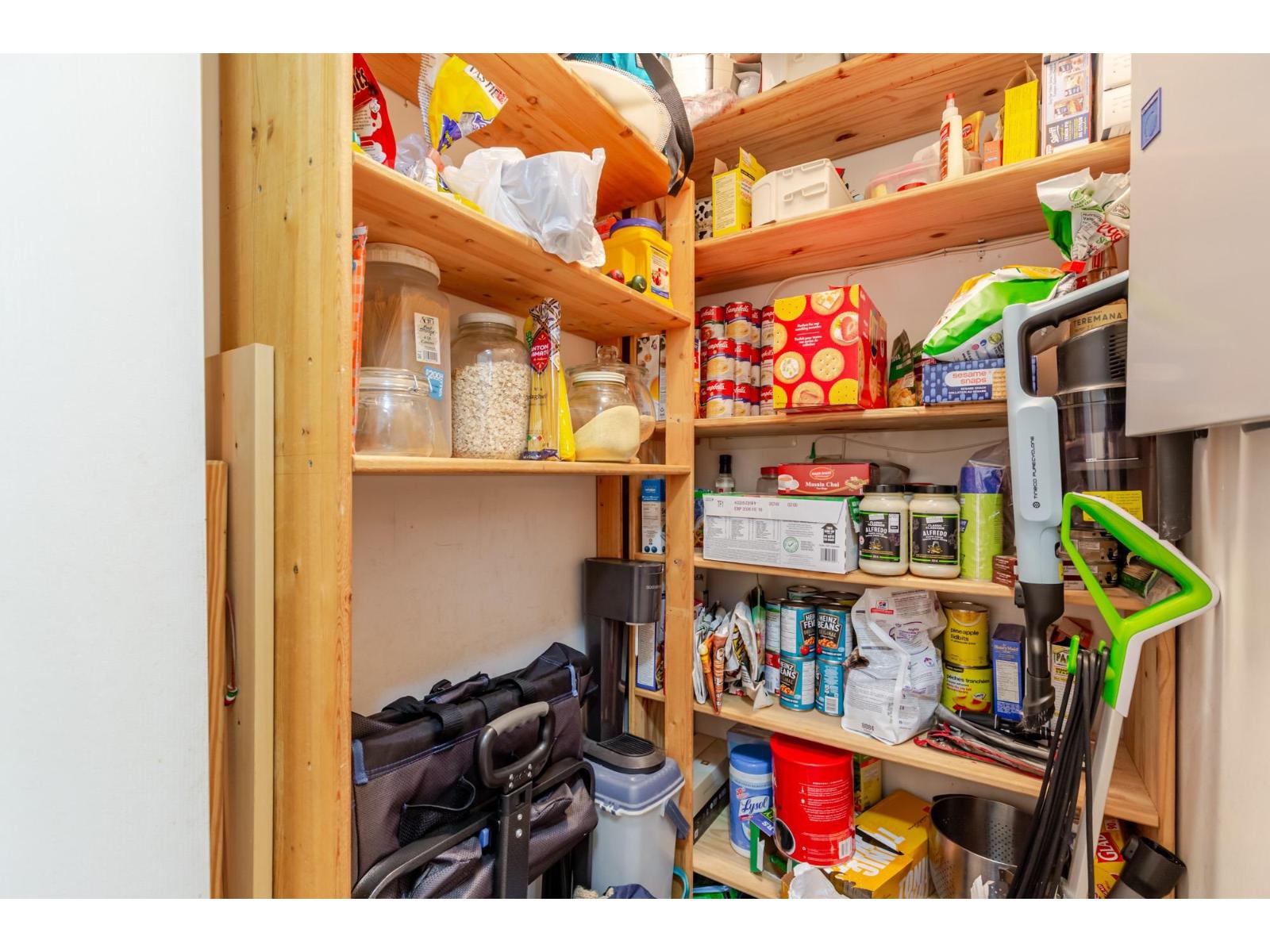 318 15110 108 AVENUE