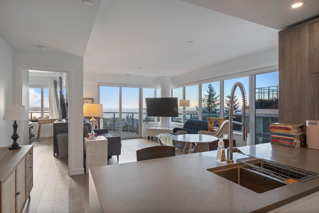 408 1441 JOHNSTON ROAD, White Rock