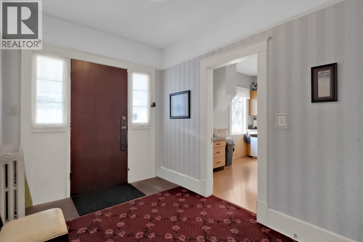  150 EDMONTON Avenue, Penticton