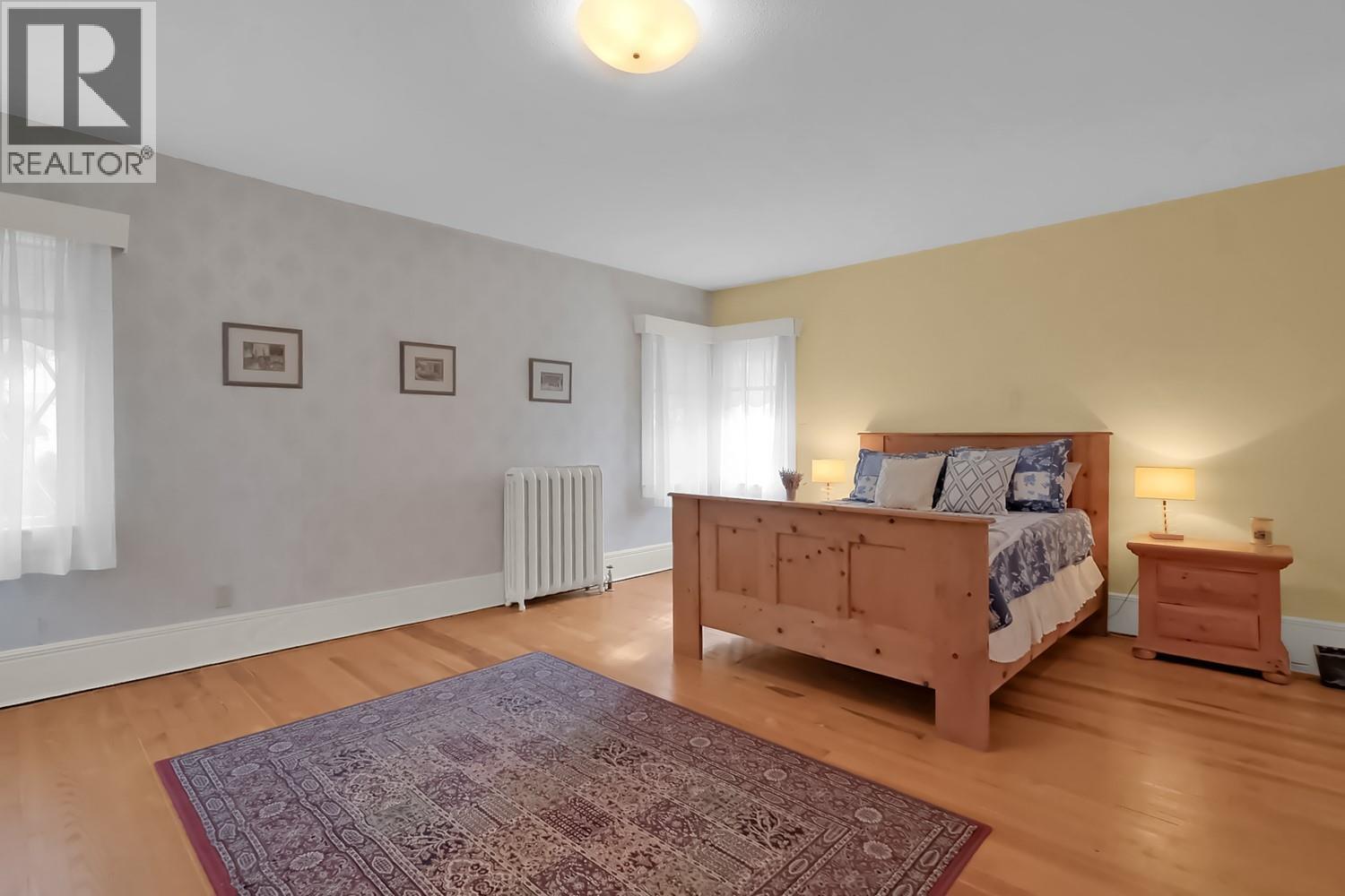  150 EDMONTON Avenue, Penticton