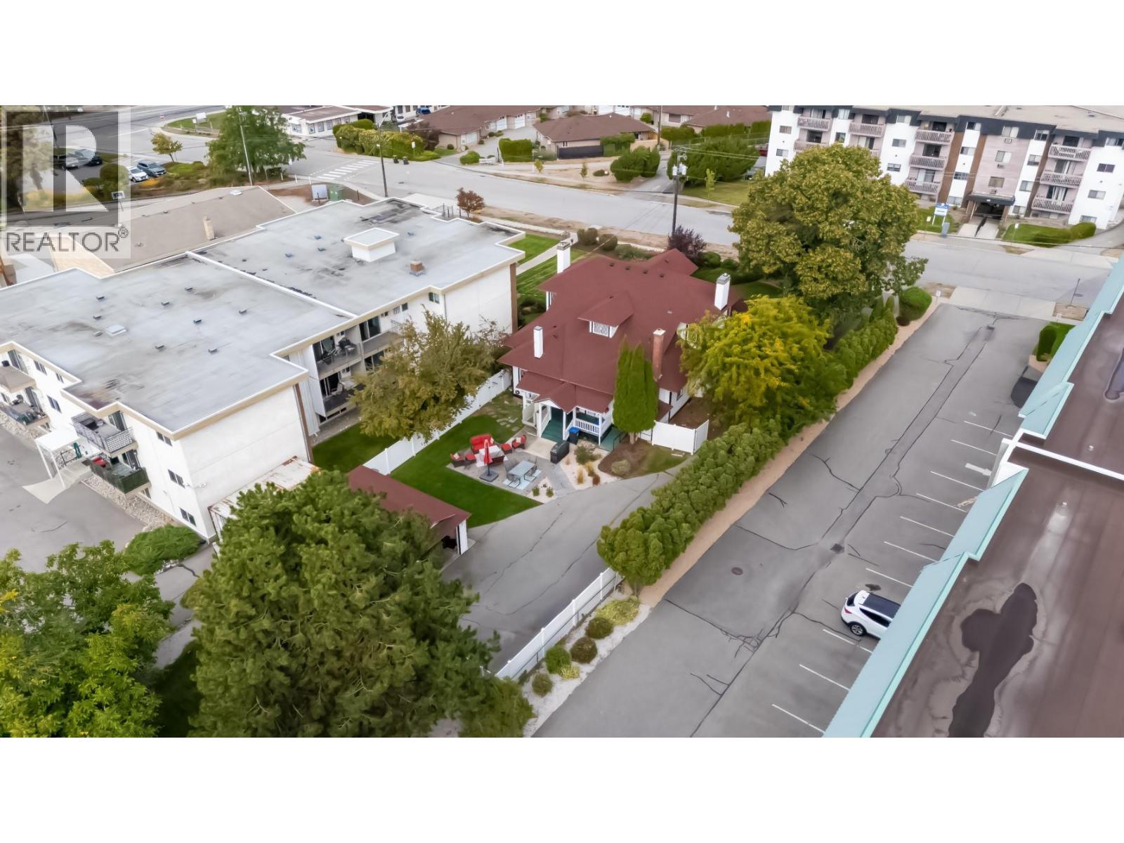  150 EDMONTON Avenue, Penticton