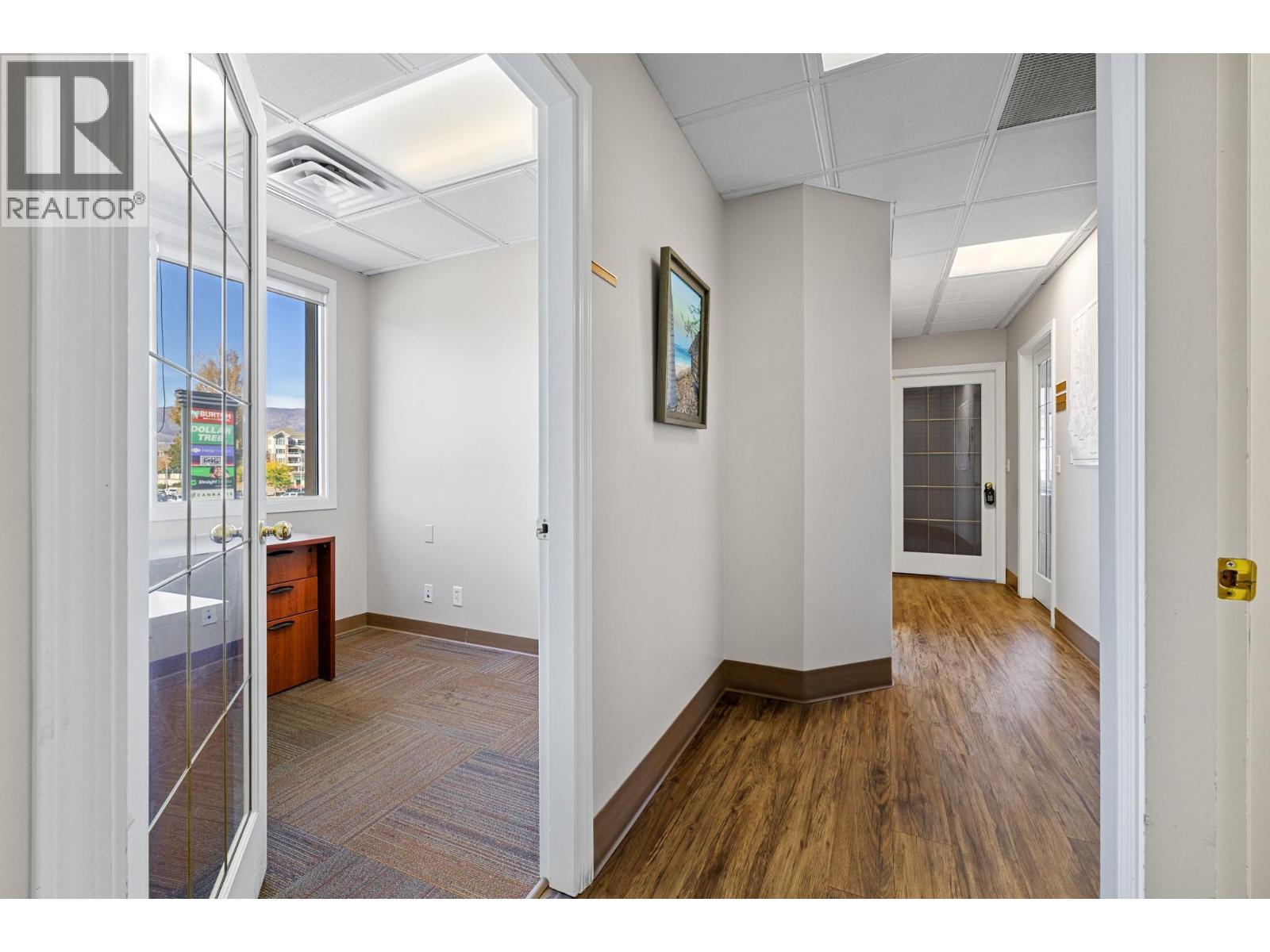 201 & 203 1505 Harvey Avenue, Kelowna