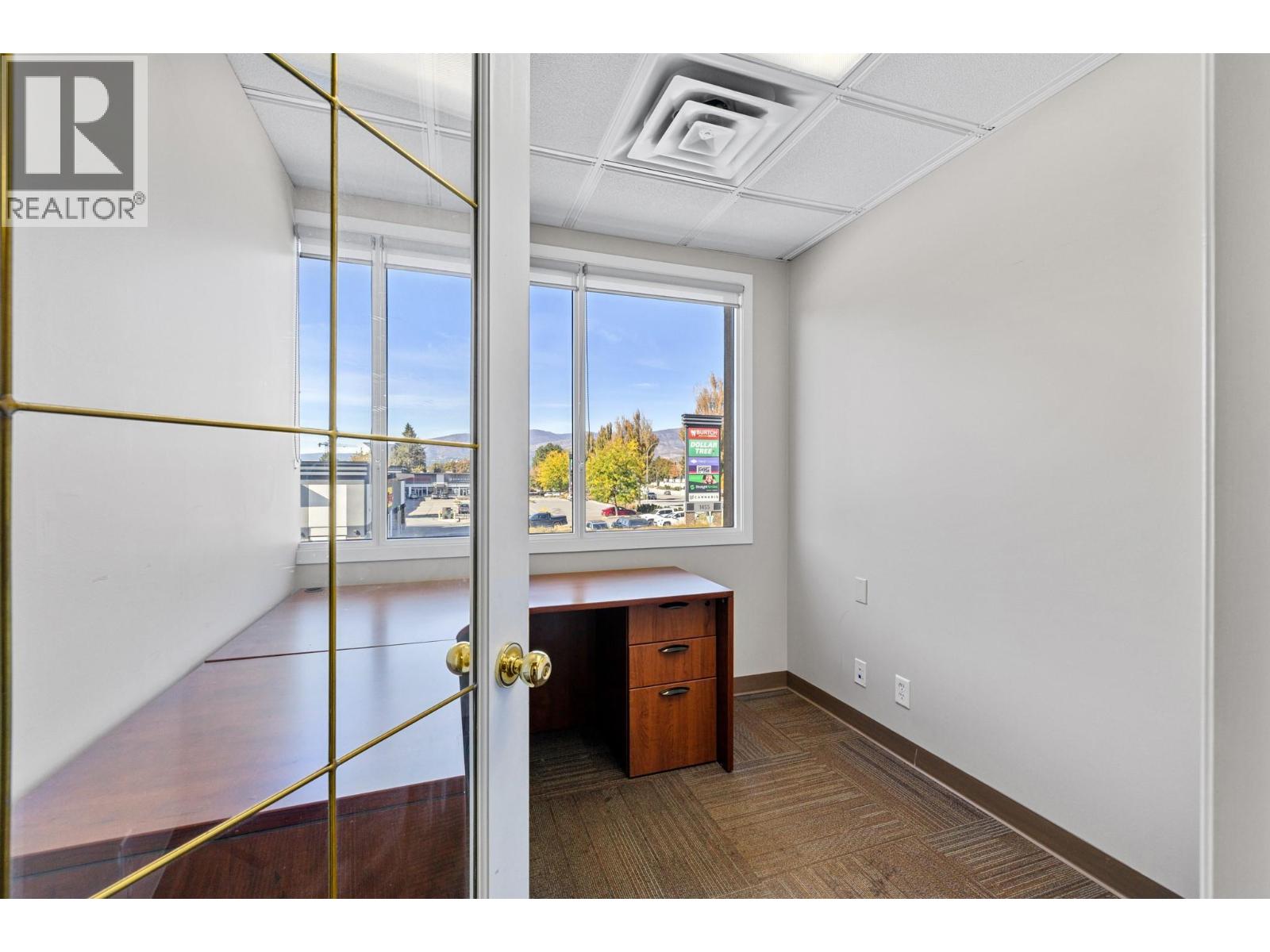 201 & 203 1505 Harvey Avenue, Kelowna