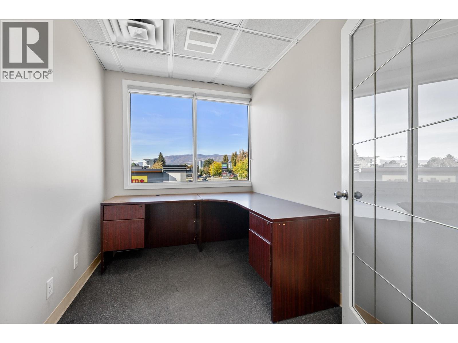201 & 203 1505 Harvey Avenue, Kelowna