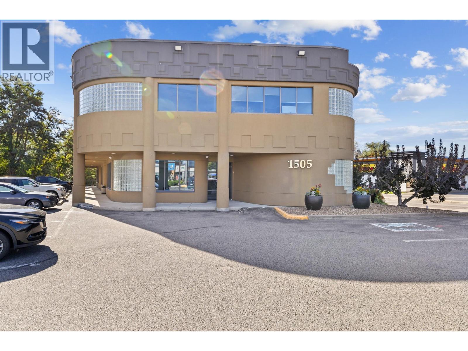 201 & 203 1505 Harvey Avenue, Kelowna