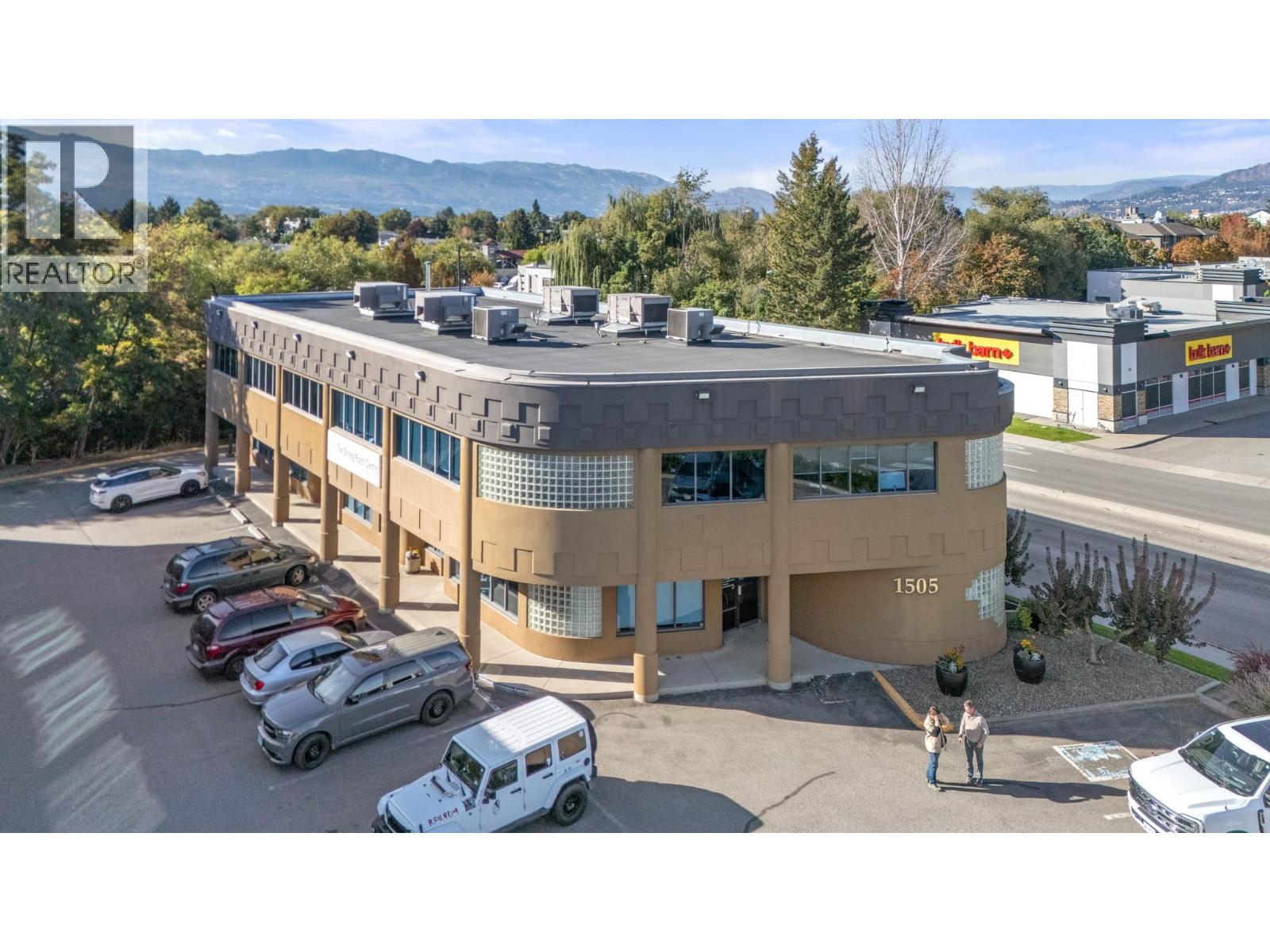 201 & 203 1505 Harvey Avenue, Kelowna