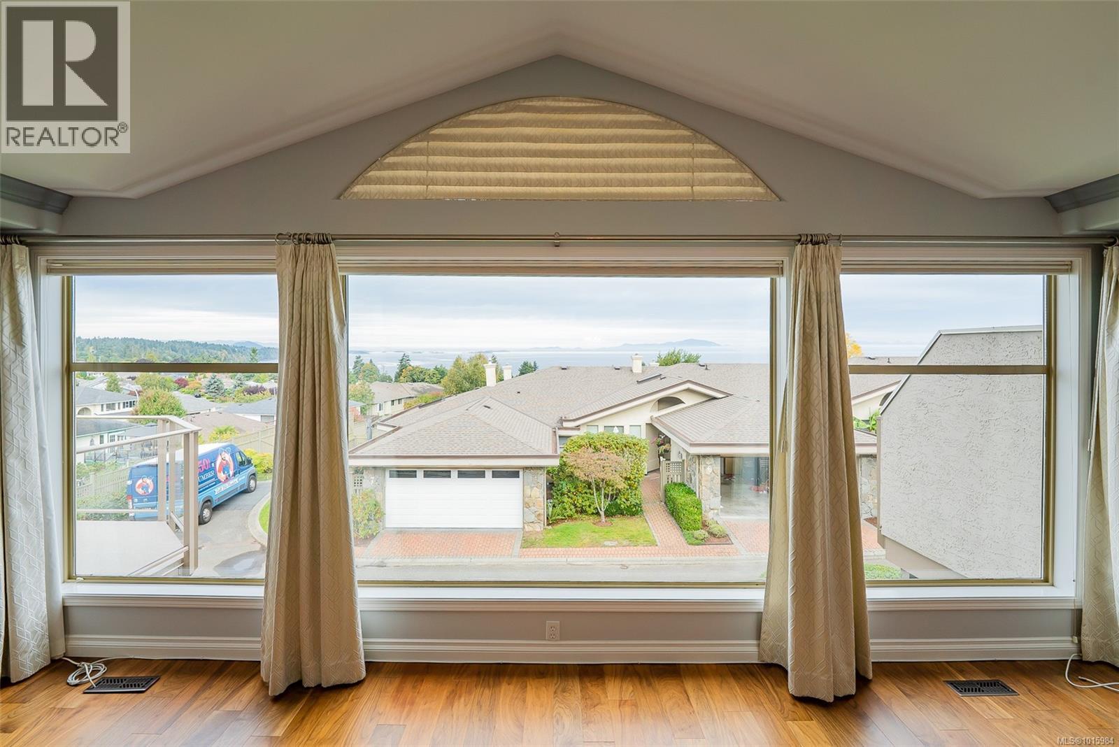 11 4991 Bella Vista Cres, Nanaimo