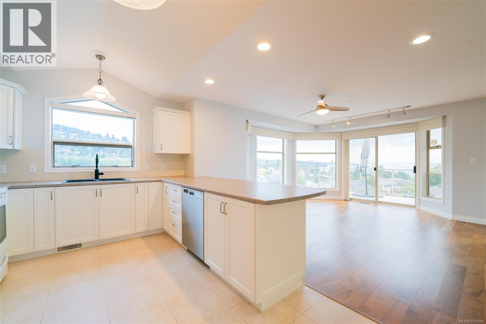 11 4991 Bella Vista Cres, Nanaimo